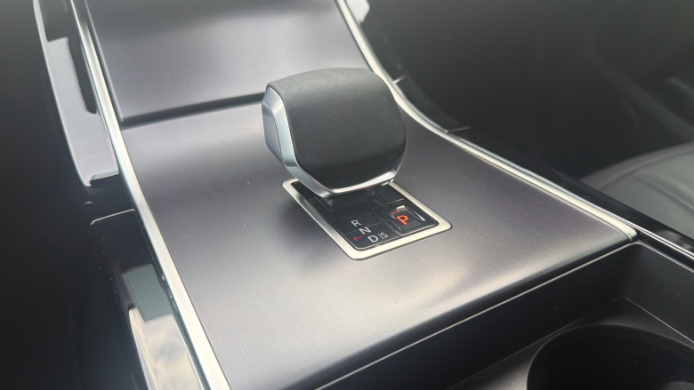 Land Rover Range Rover Evoque 2.0 D200 Edition 5dr Auto Diesel Hatchback